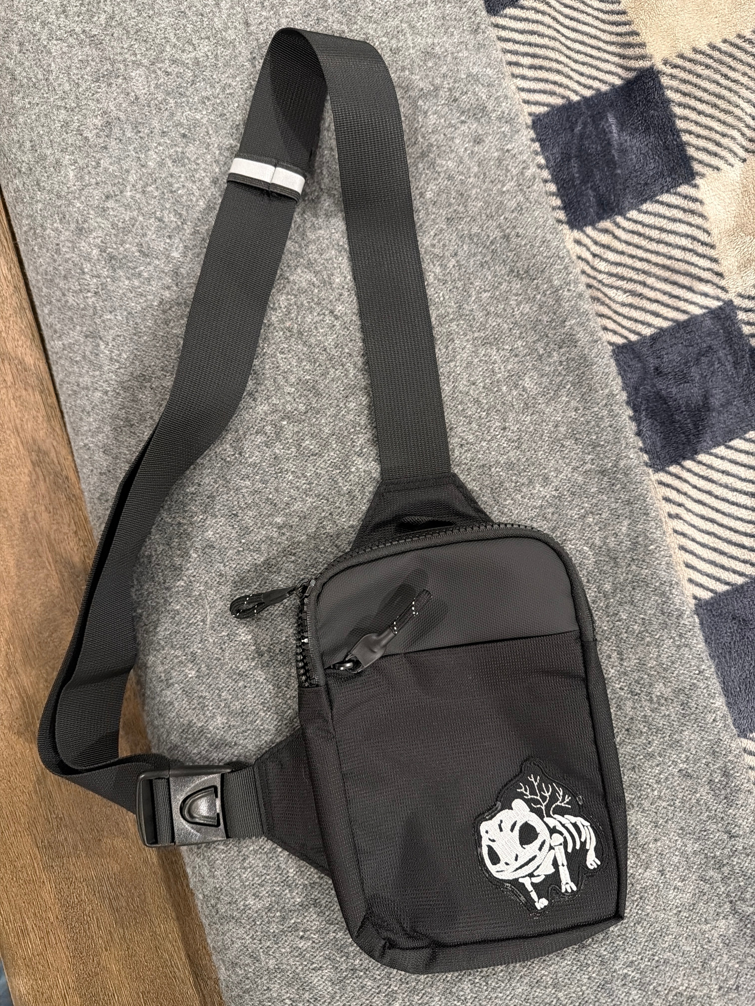 Kanto Classics Sling Shoulder Bag